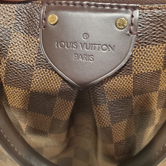 LOUIS VUITTON BAG - Picture 7 of 11